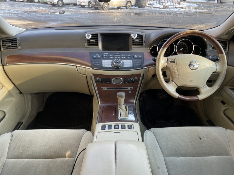 Nissan Fuga